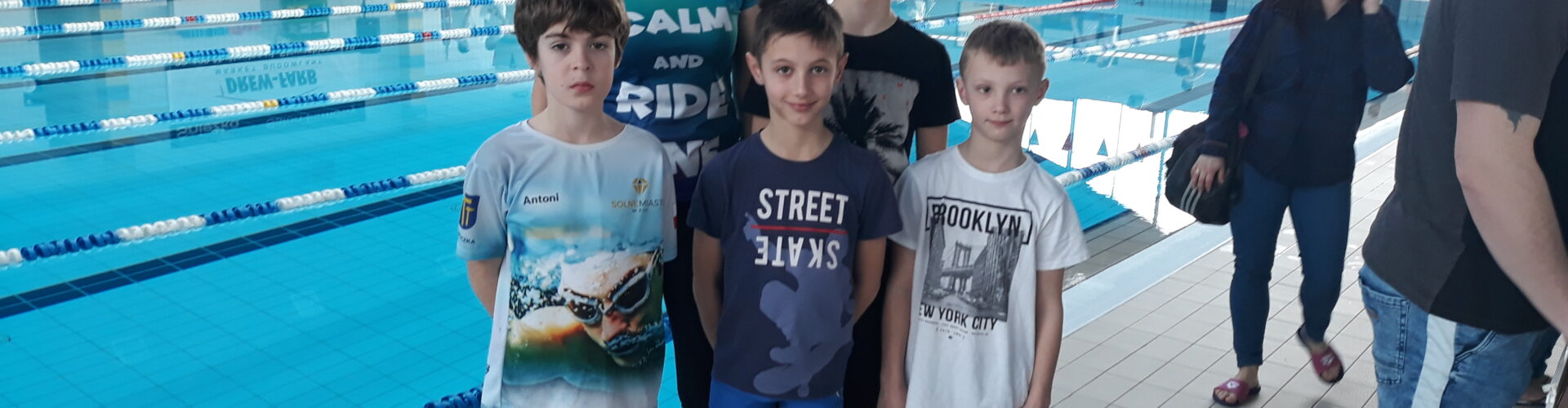 Udział uczniów SP nr 1 w Dobczycach w Wojewódzkich Igrzyskach Dzieci w Pływaniu